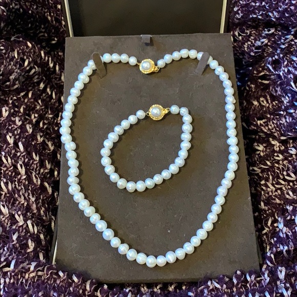 Genuine Medium Ringed Baroque South Sea Pearls - Picture 7 of 7